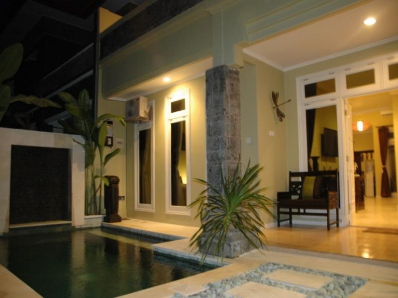 Holiday Bali Villas Kuta Royal