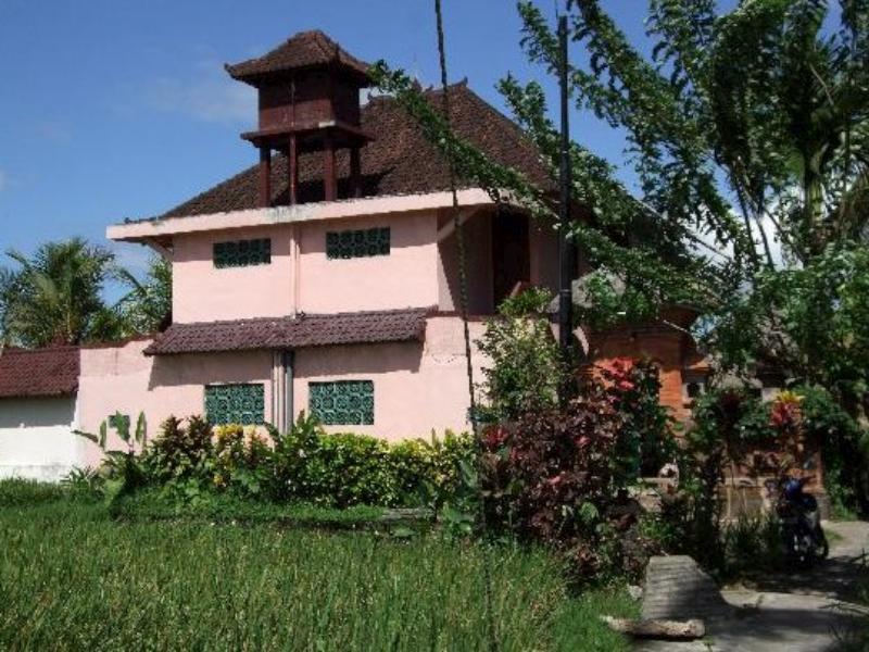 Sri Sunari Guest House